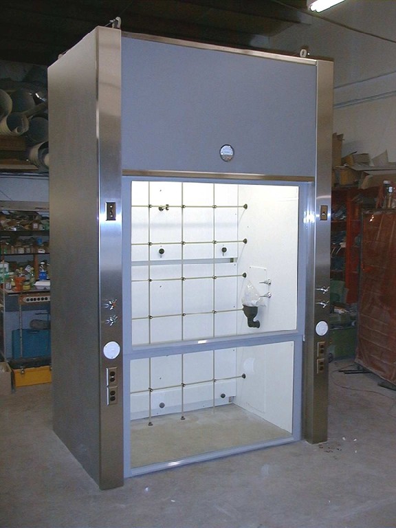 New-Tech Vertical Sash Fume Hood Picture #1