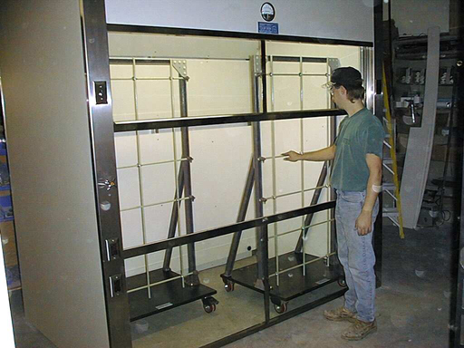 New-Tech Vertical Sash Fume Hood Picture #2